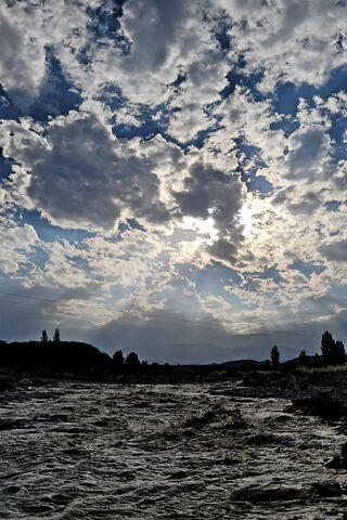 Whispers of the Sky: Nubes