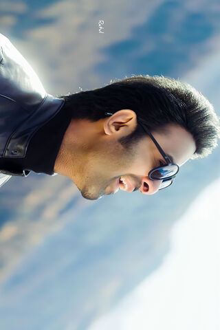 Radhe Shyam: A Glimpse of Destiny 🌟