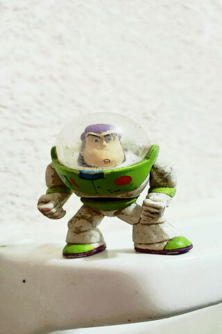 Galactic Hero: Buzz Lightyear in Action! 🚀