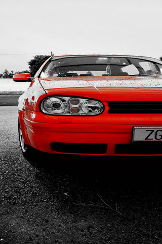 The Bold VW Golf: A Classic in Style 🚗✨