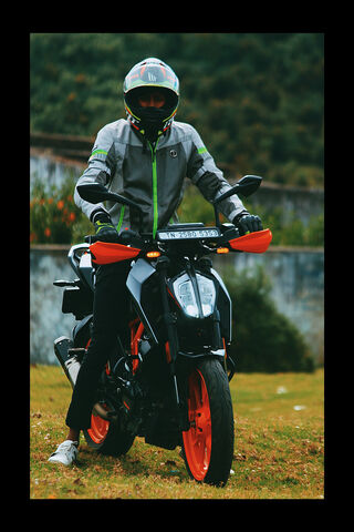 Duke 390: The Urban Beast 🏍️🔥