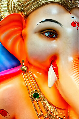 Divine Blessings: The Essence of Ganpati 🌺🙏