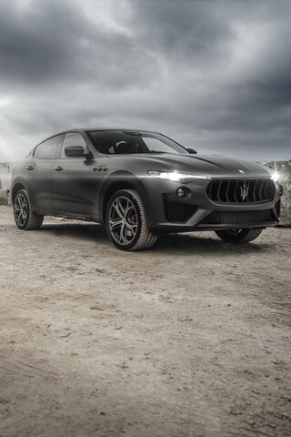 Maserati: The Pinnacle of Luxury and Performance 🚗✨