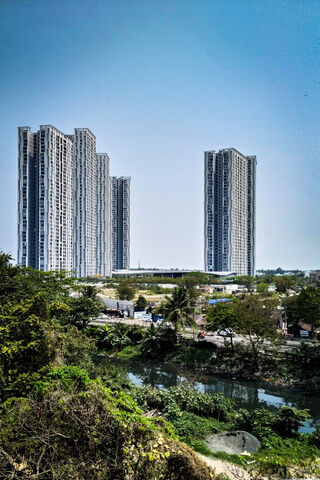 Urbana Kolkata: A Glimpse of Modern Living 🌆🏙️