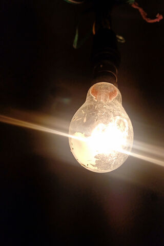 Illuminating Moments: The Heart of Light