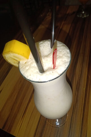 Tropical Bliss: The Bebida Delight 🍹