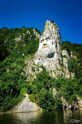 The Majestic Face of Decebal: A Tribute Carved in Stone