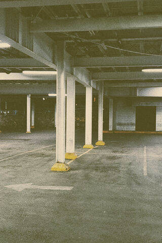 Lonely Spaces: The Quiet of Empty Park