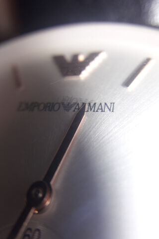 Timeless Elegance: The Emporio Armani Watch ⌚✨