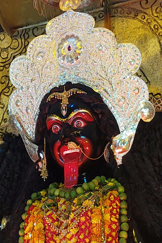 Divine Power: The Radiance of Maa Durga 🌺✨