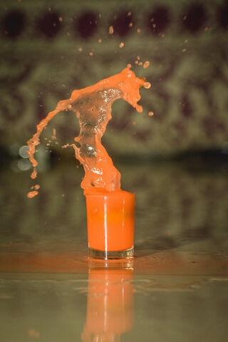 Splash of Sunshine: Refreshing Orange Juice Delight 🍊✨