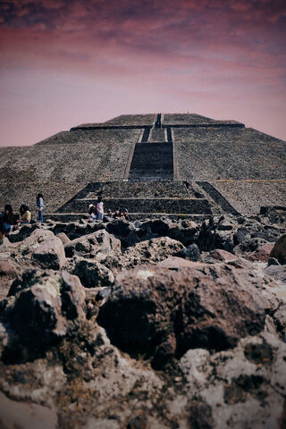 Journey to the Pyramid of the Sun 🌞