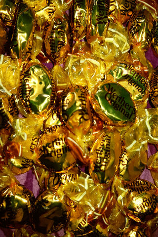 Golden Delights: The Sweetness of Toffee 🍬✨