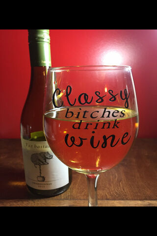 Sip in Style: The Classy Wine Experience 🍷✨