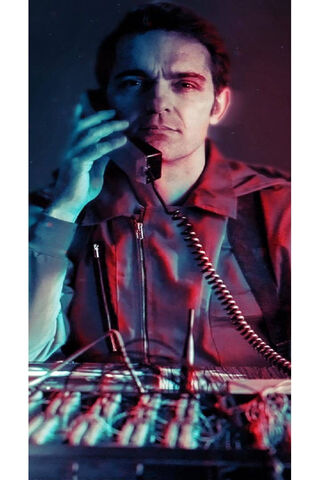 The Mastermind's Call: Inside the Heist