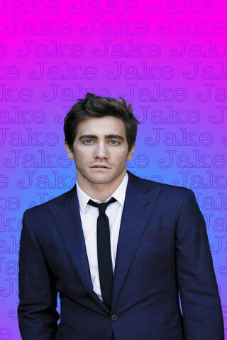 Jake Gyllenhaal: A Star in Focus 🌟