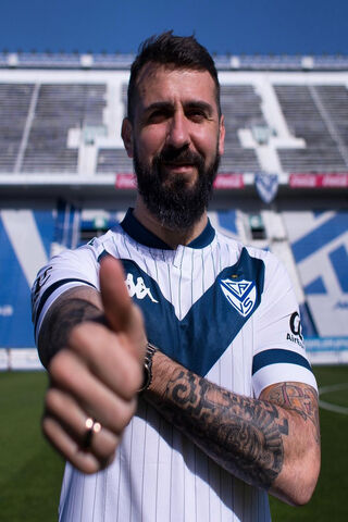 Lucas Pratto: The Goal-Scoring Machine ⚽️💪