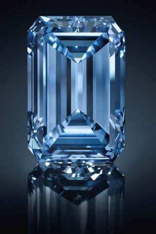 The Enchanting Blue Diamond: A Gem of Elegance 💎✨