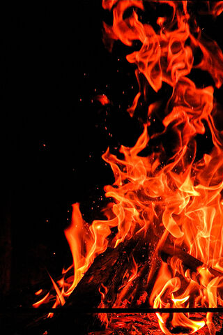 Dance of the Flames: Fuego Unleashed 🔥