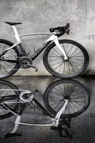 Pinarello F12: The Pinnacle of Performance 🚴 ✨
