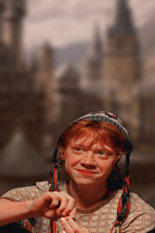 Ron Weasley: The Loyal Friend of Hogwarts 🧙 ✨