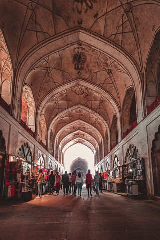 Echoes of History: A Journey Through Time 🕌✨