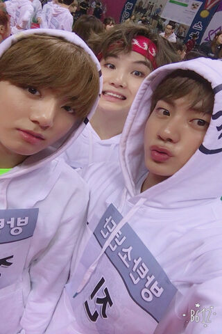 BTS: The Dynamic Trio i..