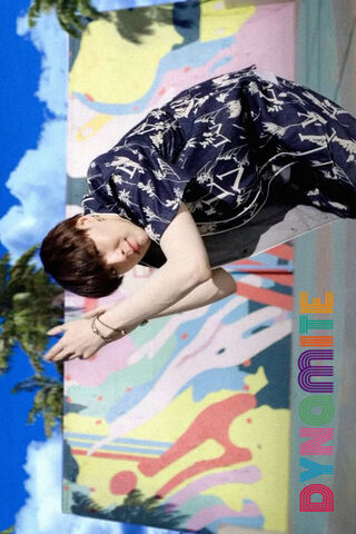 Dynamite Vibes: Suga in Action! 🎤✨