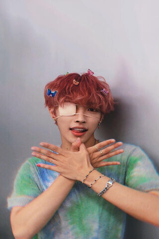 Hongjoong's Colorful Charm 🌈✨