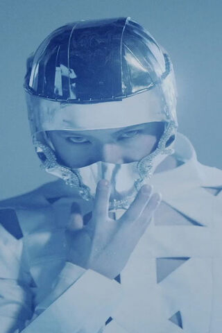 Taemin: The Futuristic Icon 🌌✨