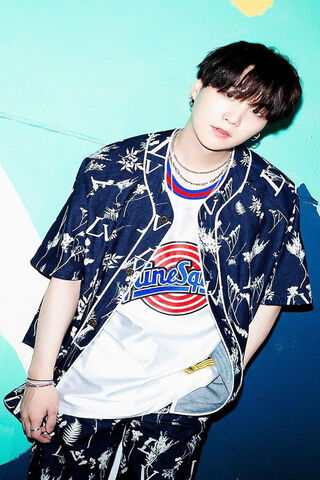 Yoongi's Vibrant Vibes 🌟