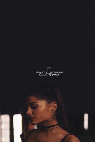 Ariana Grande: Heartfelt Moments 🎤💔