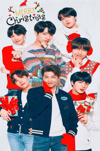 BTS Holiday Cheer: A Festive Celebration! 🎄✨