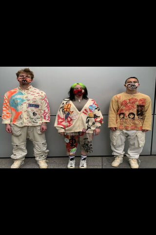 Artistic Expression: Billie Eilish and Friends 🎨✨