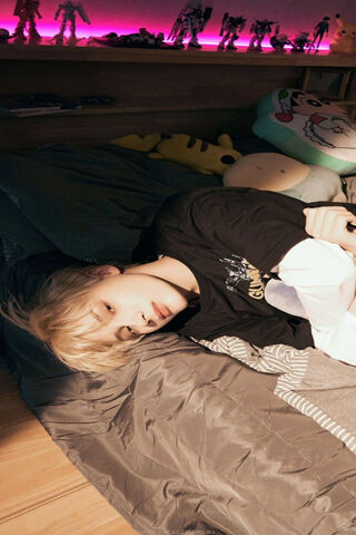 Dreamy Vibes with Huening Kai 🌙✨