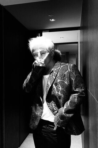 Mystery in Monochrome: IKon Donghyuk