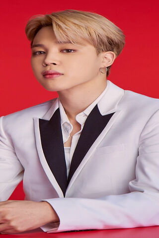 Jimin: The Charismatic Star 🌟