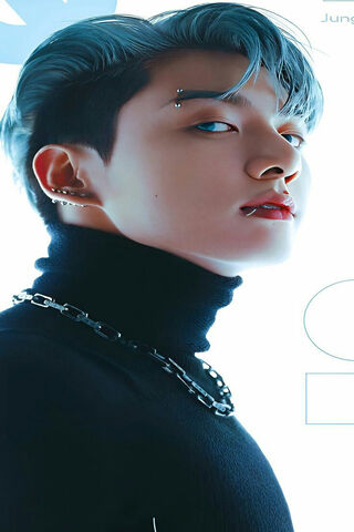 JUNGKOOK: The Charismatic Icon 🌟
