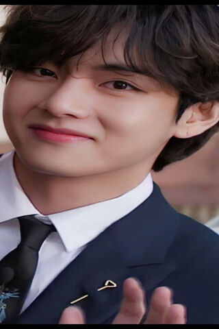 Charming Smile of Kim T..