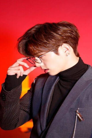 Mark Tuan: A Stylish Moment in Time