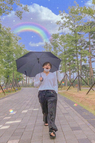 Taehyung's Dreamy Stroll Under the Rainbow 🌈☂️