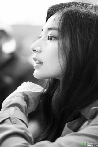 Tzuyu: The Graceful Muse 🌟