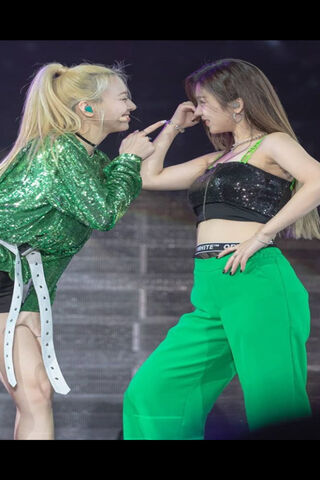 Dynamic Duo: Yuna and Yeji Shine on Stage! ✨🎤