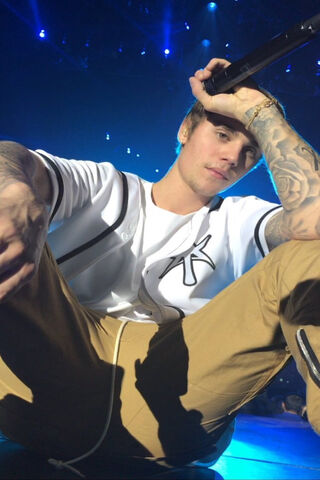 Justin Bieber: The Spotlight King 🎤✨