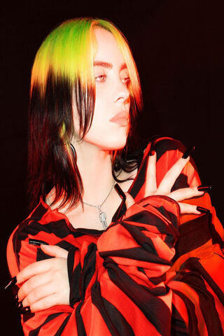 Billie Eilish: A Bold Expression of Style 🎤✨