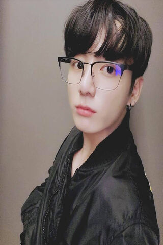 Jungkookie: The Charismatic Star 🌟