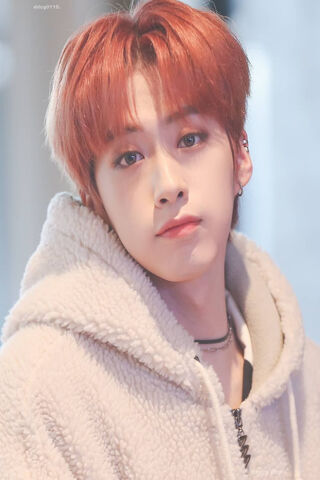 Charming Aura: Oneus Xion in Focus ✨