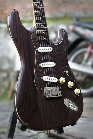 Strumming Elegance: The Custom Shop Strat