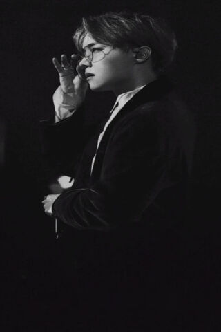 J-Hope: The Charismatic Performer 🌟