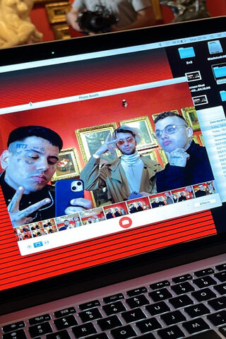 Duki and Friends: A Snapshot of Vibes 🎤✨